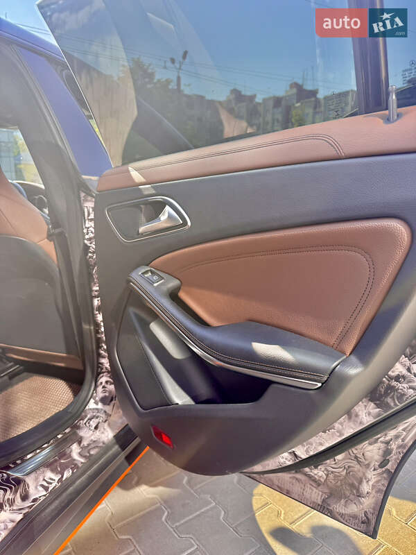 Седан Mercedes-Benz CLA-Class 2014 в Ивано-Франковске