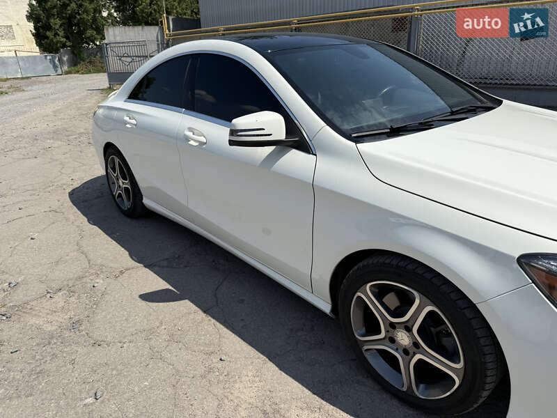 Седан Mercedes-Benz CLA-Class 2013 в Ровно