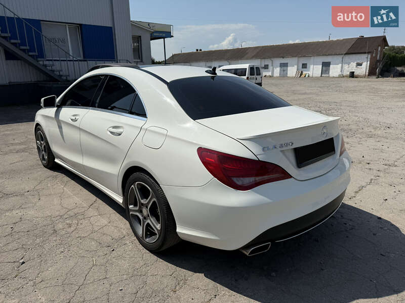 Седан Mercedes-Benz CLA-Class 2013 в Ровно