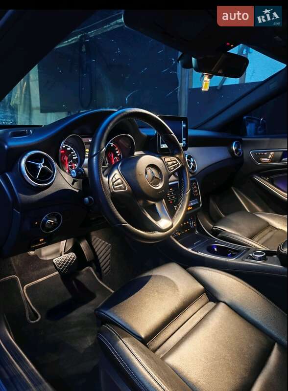 Седан Mercedes-Benz CLA-Class 2018 в Виноградове