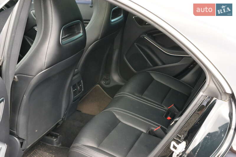 Седан Mercedes-Benz CLA-Class 2016 в Луцке