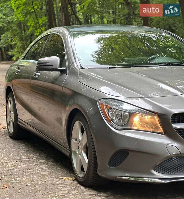 Седан Mercedes-Benz CLA-Class 2016 в Львове