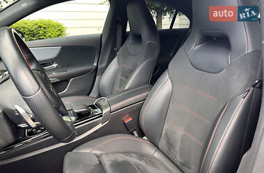 Седан Mercedes-Benz CLA-Class 2022 в 