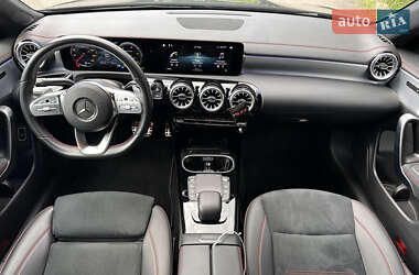 Седан Mercedes-Benz CLA-Class 2022 в 