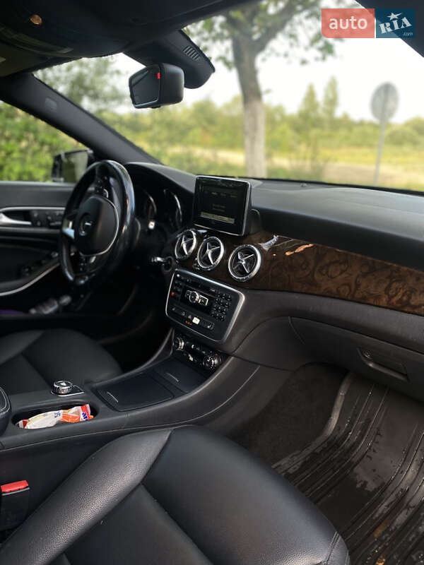 Седан Mercedes-Benz CLA-Class 2014 в Долине