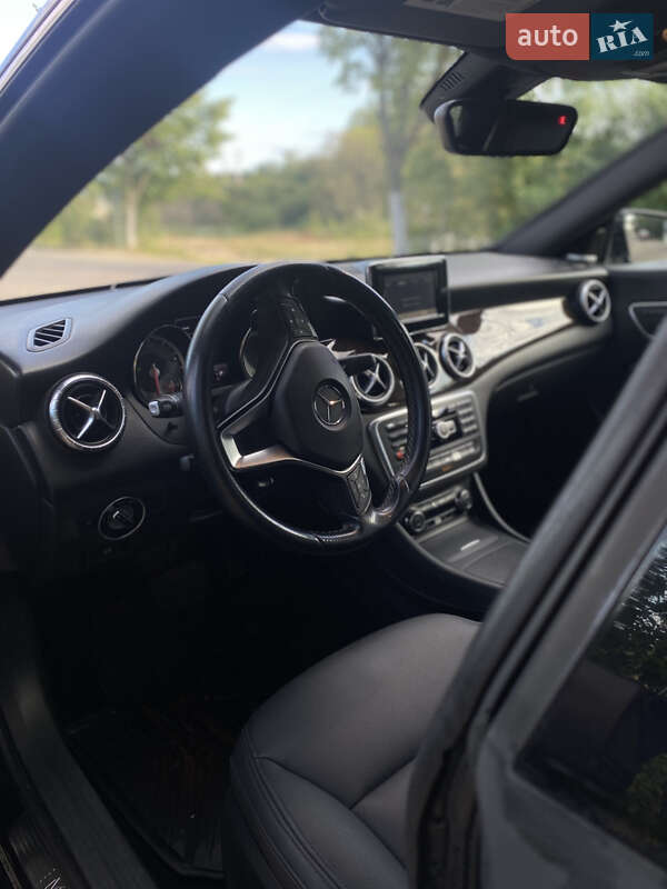 Седан Mercedes-Benz CLA-Class 2014 в Долине