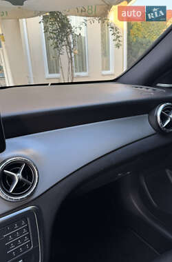 Седан Mercedes-Benz CLA-Class 2017 в 