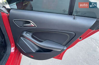 Седан Mercedes-Benz CLA-Class 2017 в 