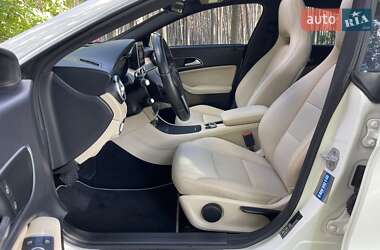 Седан Mercedes-Benz CLA-Class 2014 в 