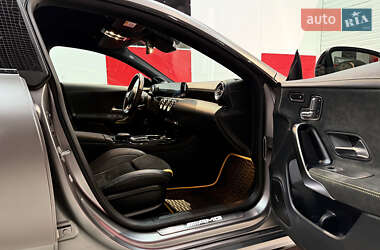 Седан Mercedes-Benz CLA-Class 2021 в 