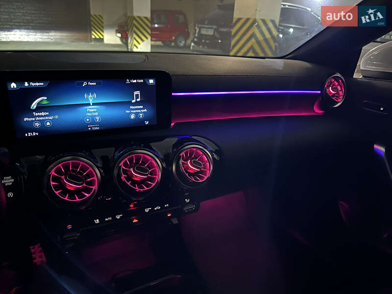 Седан Mercedes-Benz CLA-Class 2022 в Киеве