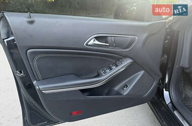 Седан Mercedes-Benz CLA-Class 2013 в 