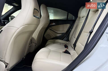 Седан Mercedes-Benz CLA-Class 2016 в 