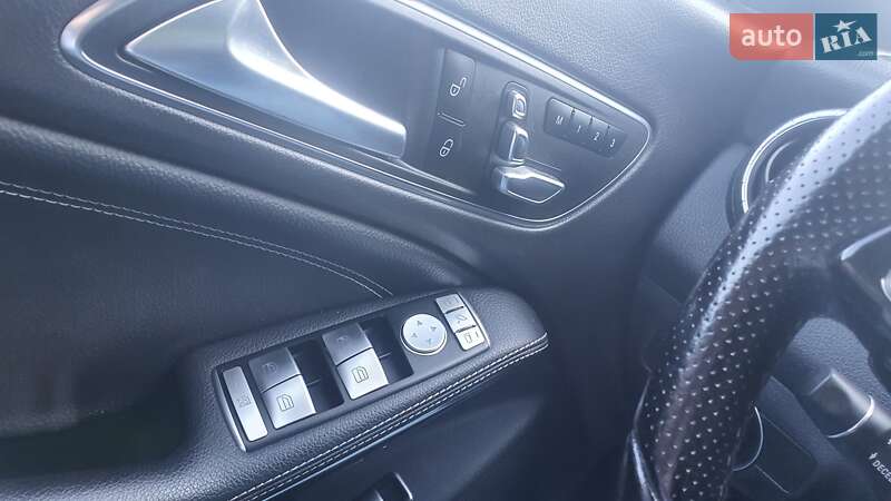 Седан Mercedes-Benz CLA-Class 2017 в Киеве фото 9 Седан Mercedes-Benz CLA-Class 2017 в Киеве