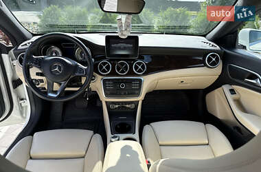 Седан Mercedes-Benz CLA-Class 2016 в 