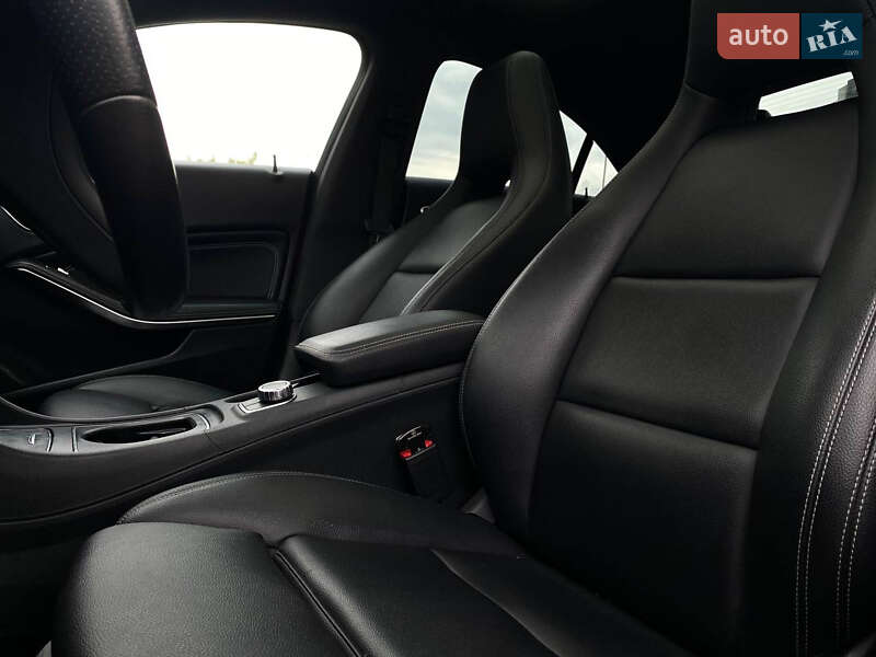 Седан Mercedes-Benz CLA-Class 2016 в Львове фото 12 Седан Mercedes-Benz CLA-Class 2016 в Львове