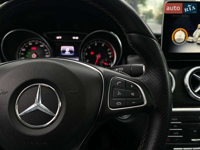 Седан Mercedes-Benz CLA-Class 2016 в Львове фото 30 Седан Mercedes-Benz CLA-Class 2016 в Львове