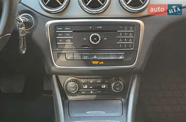 Седан Mercedes-Benz CLA-Class 2016 в 