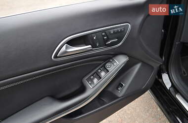 Седан Mercedes-Benz CLA-Class 2015 в 