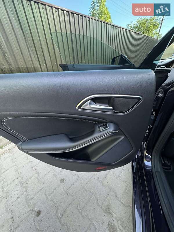 Седан Mercedes-Benz CLA-Class 2013 в Хотине фото 13 Седан Mercedes-Benz CLA-Class 2013 в Хотине