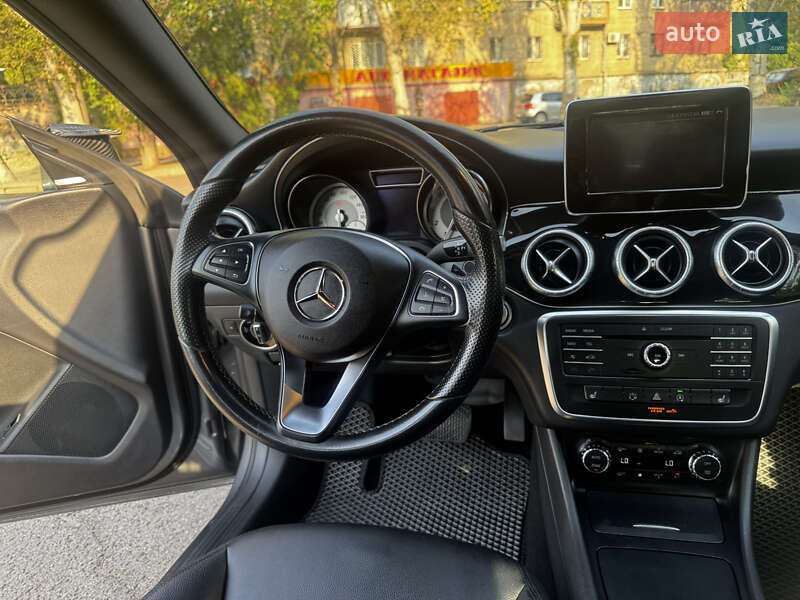 Седан Mercedes-Benz CLA-Class 2015 в Николаеве