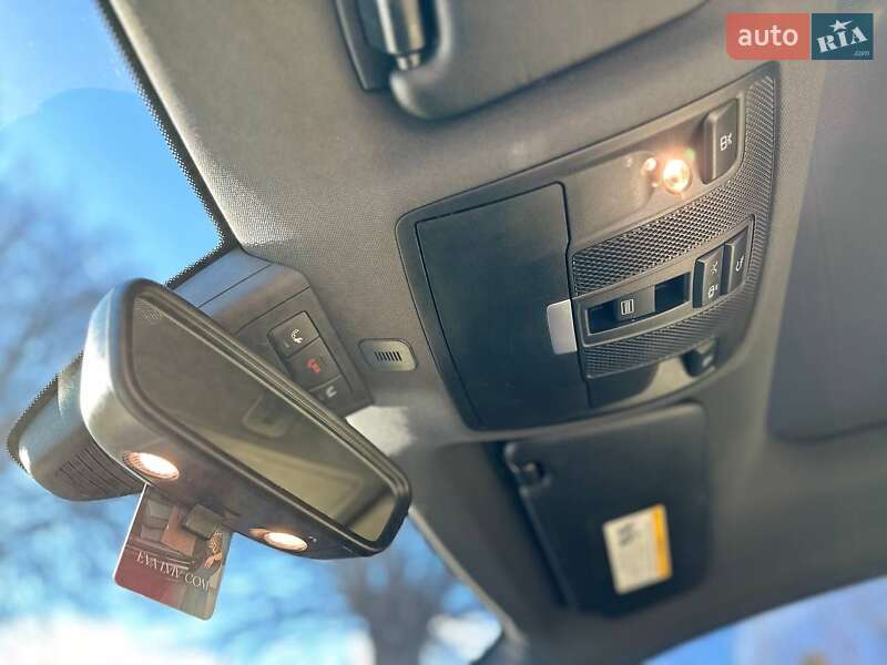 Седан Mercedes-Benz CLA-Class 2018 в Львове фото 19 Седан Mercedes-Benz CLA-Class 2018 в Львове