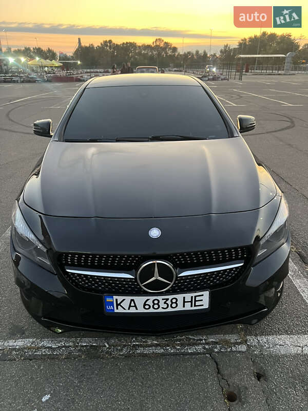 Седан Mercedes-Benz CLA-Class 2015 в Киеве