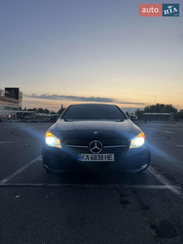 Седан Mercedes-Benz CLA-Class 2015 в Киеве