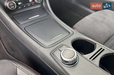 Седан Mercedes-Benz CLA-Class 2015 в 