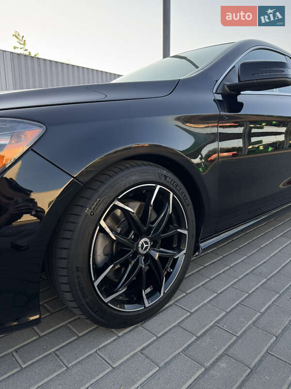 Седан Mercedes-Benz CLA-Class 2015 в Киеве