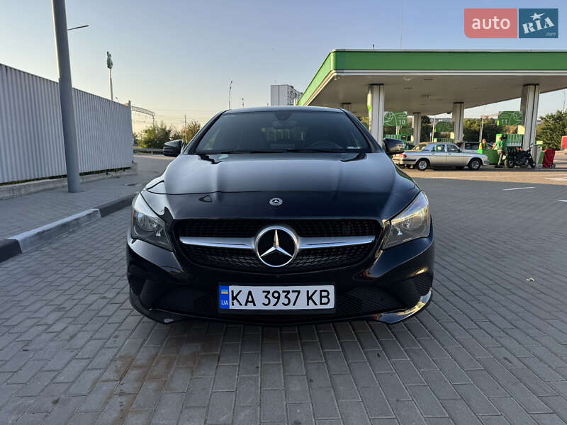Седан Mercedes-Benz CLA-Class 2015 в Киеве