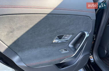 Седан Mercedes-Benz CLA-Class 2022 в 