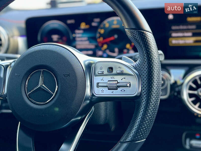 Седан Mercedes-Benz CLA-Class 2022 в Києві