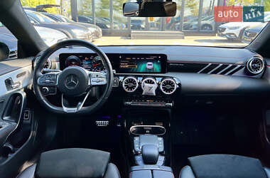 Седан Mercedes-Benz CLA-Class 2022 в 