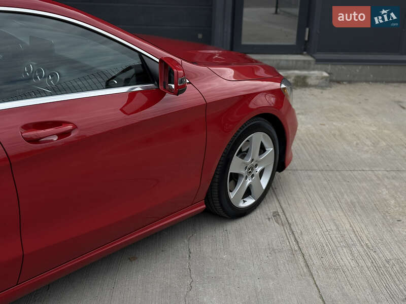 Седан Mercedes-Benz CLA-Class 2018 в Києві