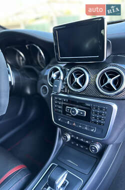 Седан Mercedes-Benz CLA-Class 2014 в 