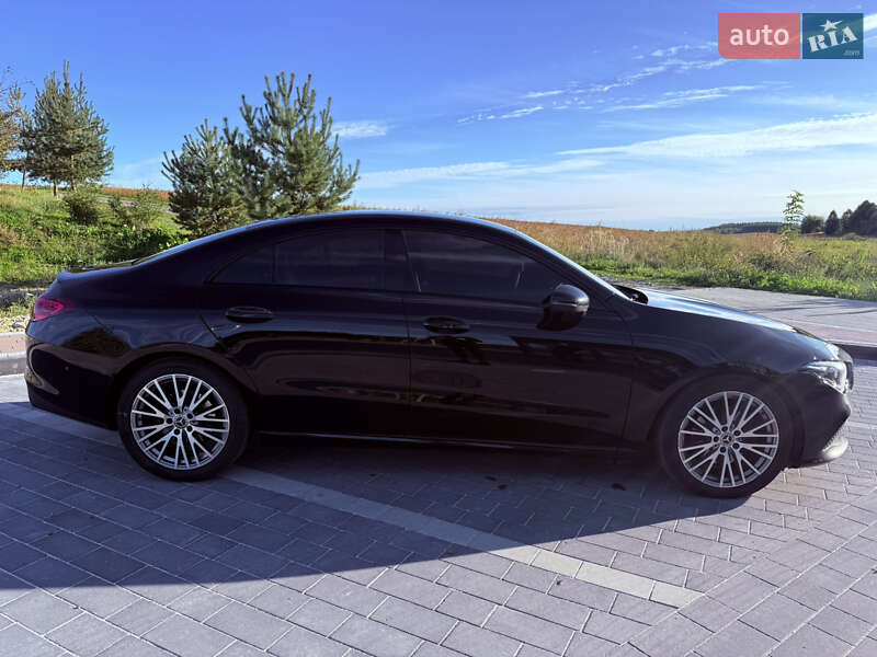 Седан Mercedes-Benz CLA-Class 2019 в Львові
