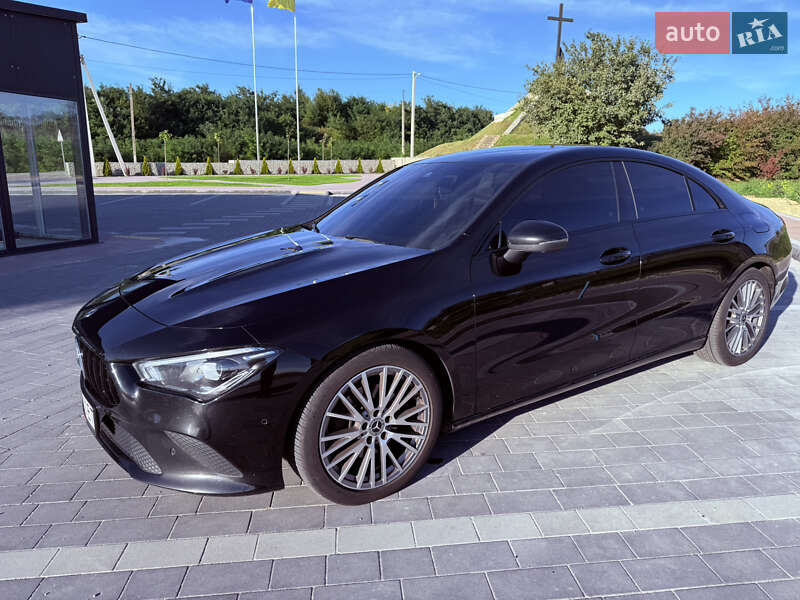 Седан Mercedes-Benz CLA-Class 2019 в Львові