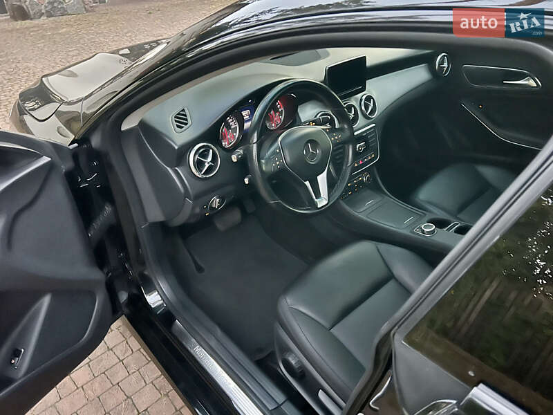 Седан Mercedes-Benz CLA-Class 2013 в Киеве