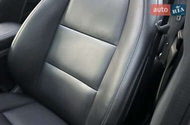 Седан Mercedes-Benz CLA-Class 2013 в 