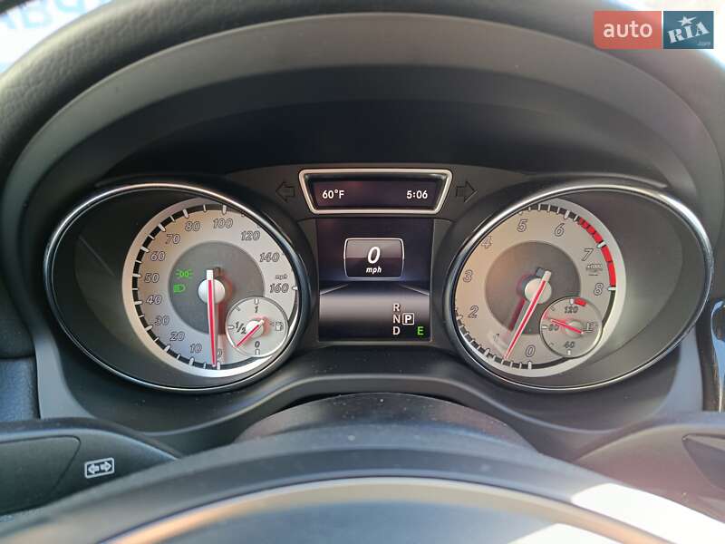 Седан Mercedes-Benz CLA-Class 2015 в Косове