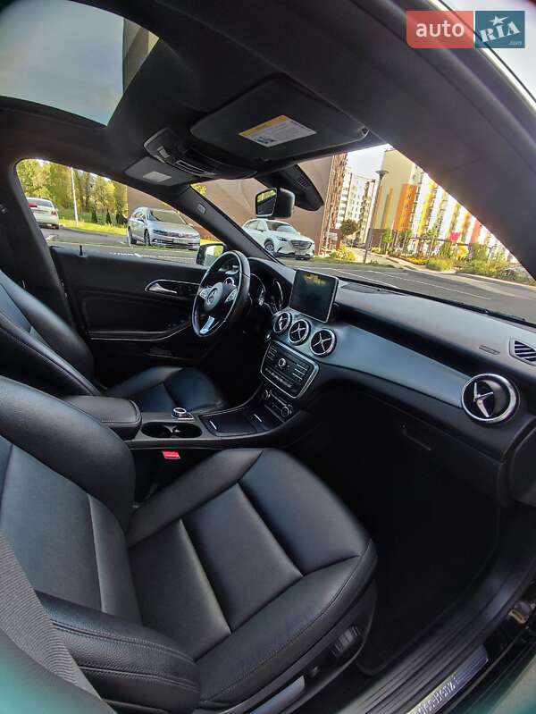 Седан Mercedes-Benz CLA-Class 2015 в Чернігові