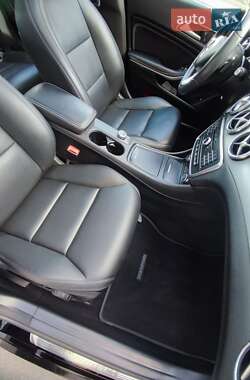 Седан Mercedes-Benz CLA-Class 2015 в 