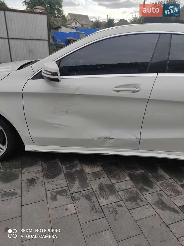 Седан Mercedes-Benz CLA-Class 2015 в Умані