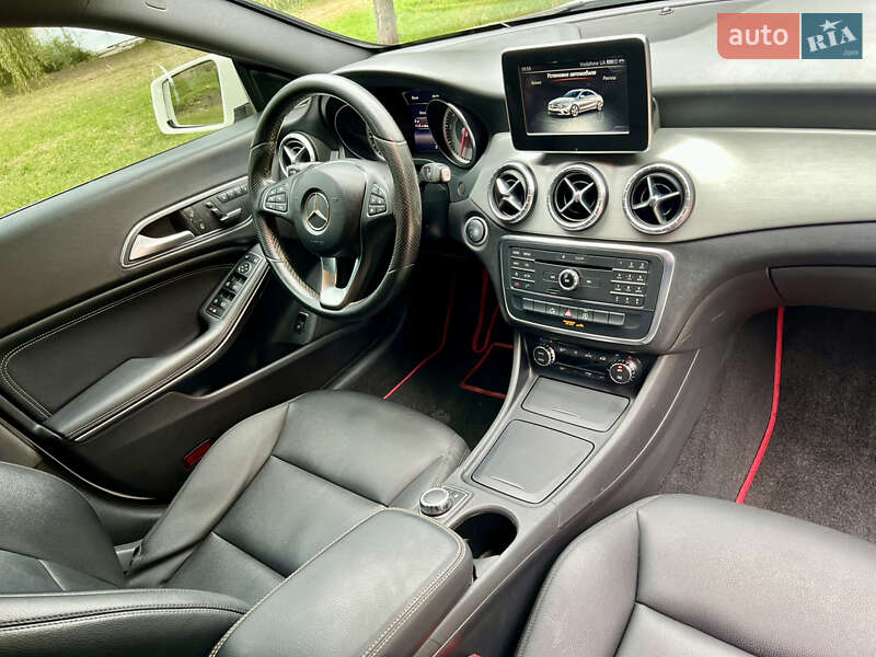 Седан Mercedes-Benz CLA-Class 2015 в Валках