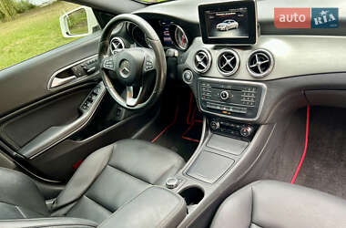 Седан Mercedes-Benz CLA-Class 2015 в 