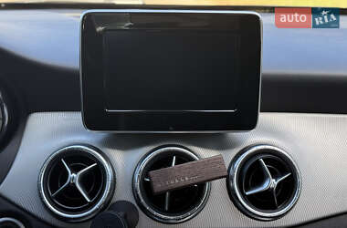 Седан Mercedes-Benz CLA-Class 2015 в 