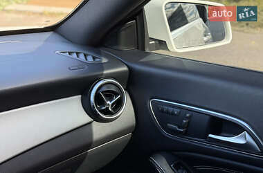 Седан Mercedes-Benz CLA-Class 2015 в 