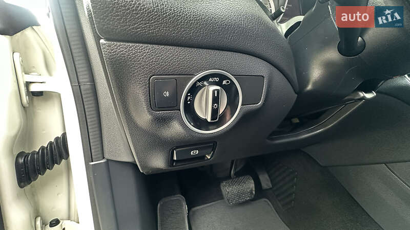 Седан Mercedes-Benz CLA-Class 2014 в Дубно