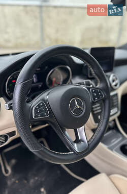 Седан Mercedes-Benz CLA-Class 2019 в 